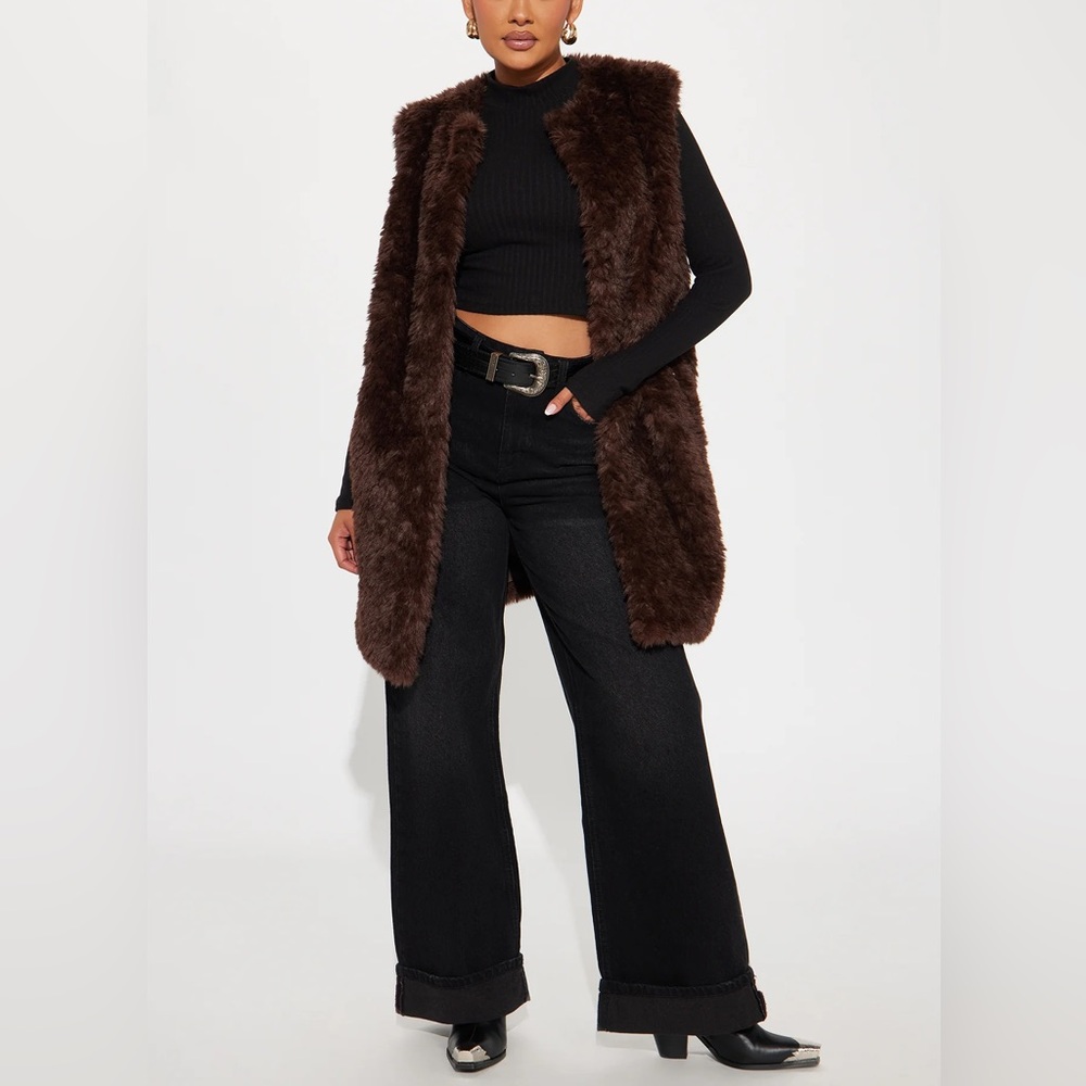 NWT Fashion Nova Rich Baby Faux Fur Vest